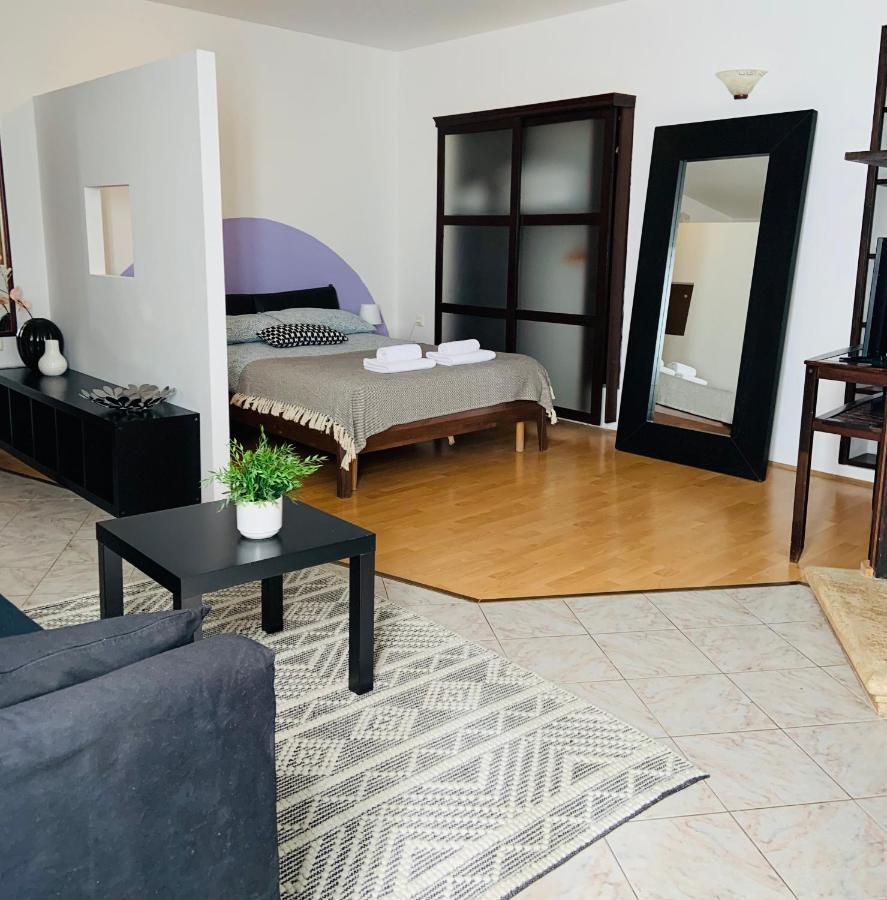 Rooms & Apartments La Casa Di Loreto Rovinj Kültér fotó
